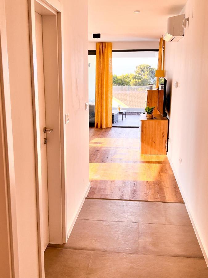Villa Mirno More Apartments マリンスカ エクステリア 写真