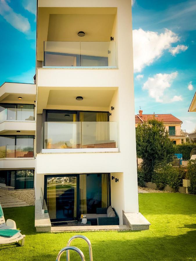 Villa Mirno More Apartments マリンスカ エクステリア 写真