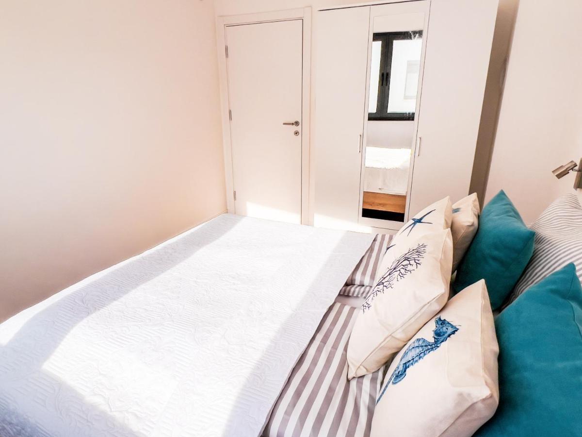 Villa Mirno More Apartments マリンスカ エクステリア 写真