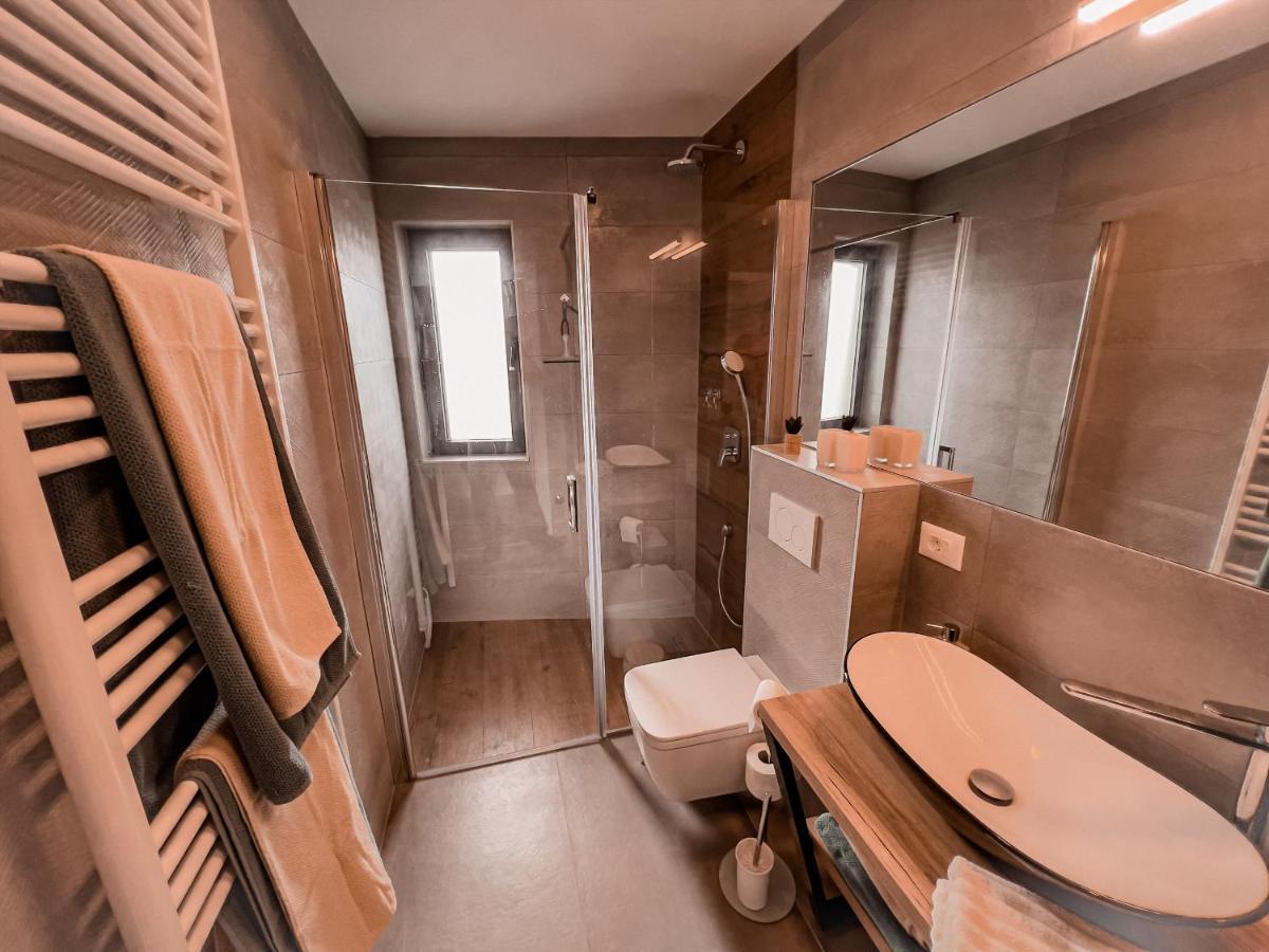 Villa Mirno More Apartments マリンスカ エクステリア 写真