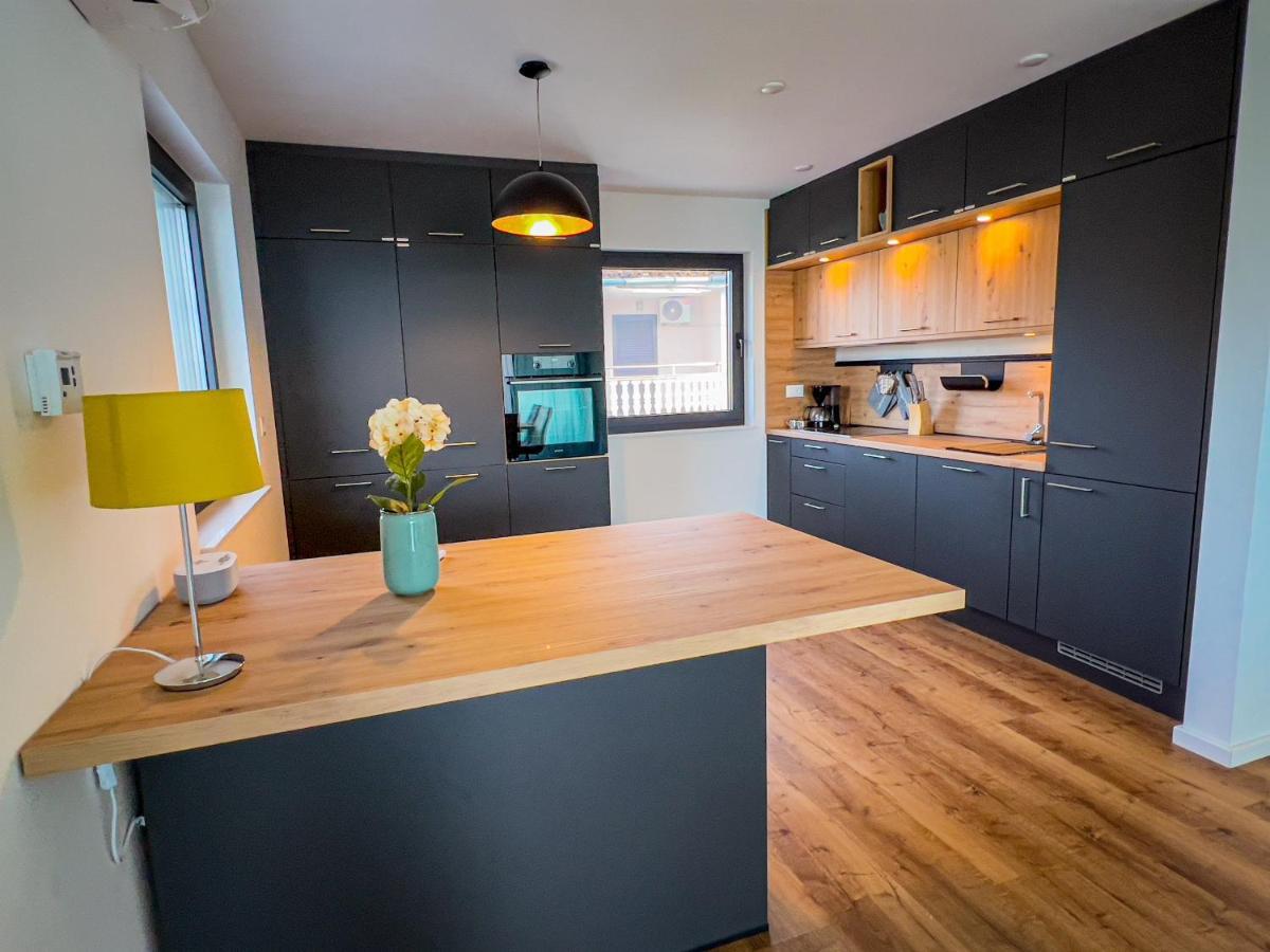 Villa Mirno More Apartments マリンスカ エクステリア 写真